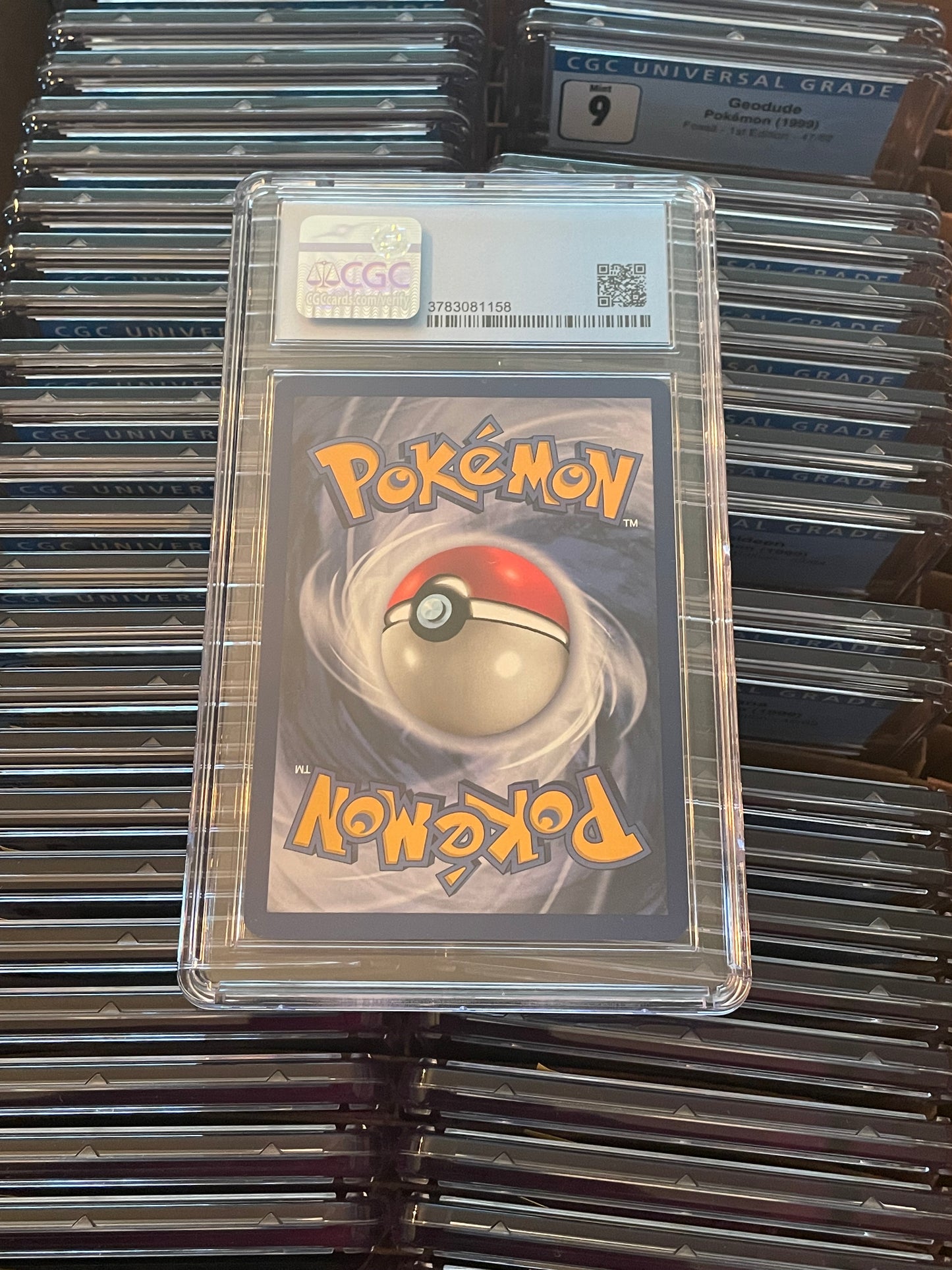 Graveler Fossil 1st Edition 37/62 Pokémon (1999) CGC 9