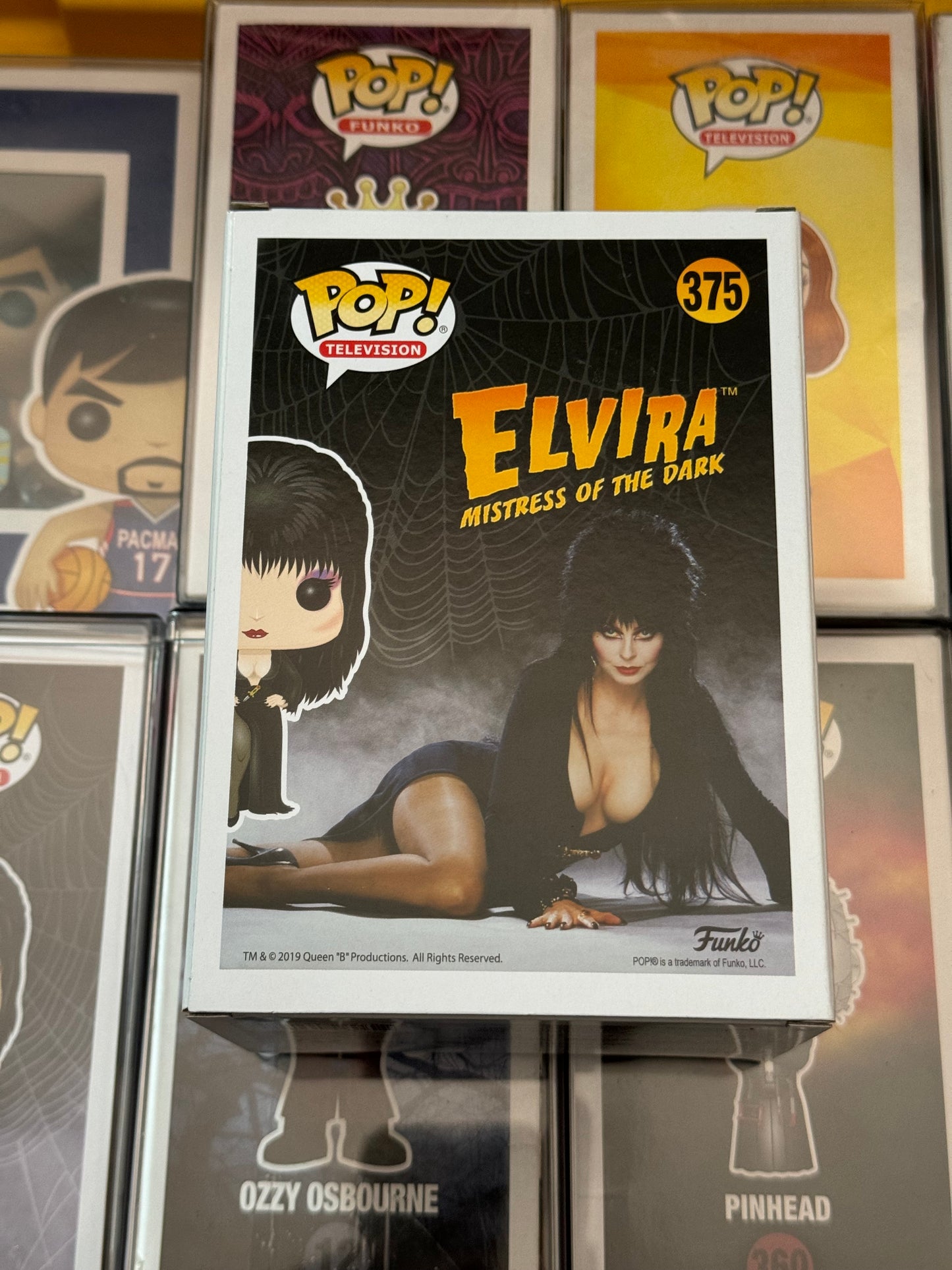 Elvira Funko Pop #375 Queen Of Halloween 2500 Piece Diamond Collection